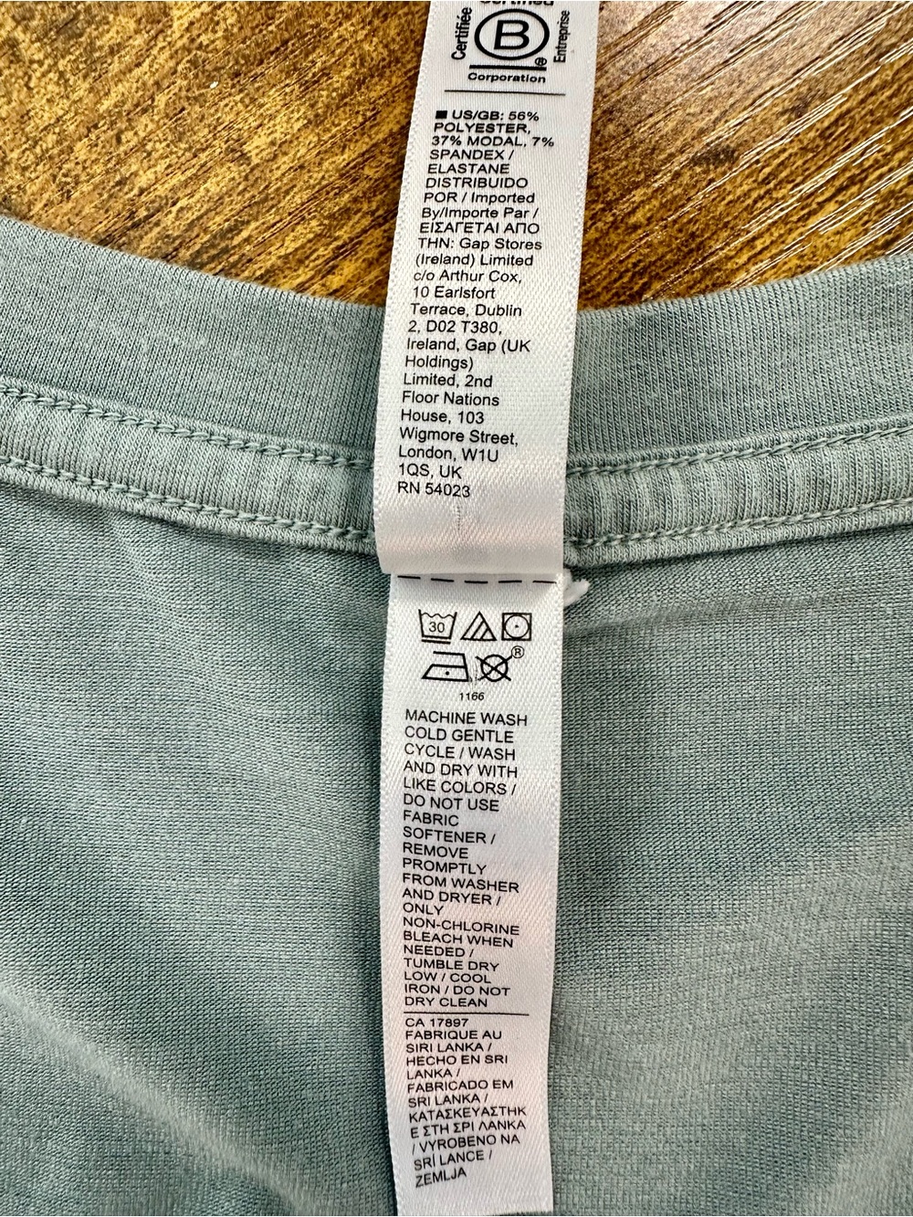 Athleta Essential V Neck Tank, Minimalistic Gray, Medium - Picture 12 of 13
